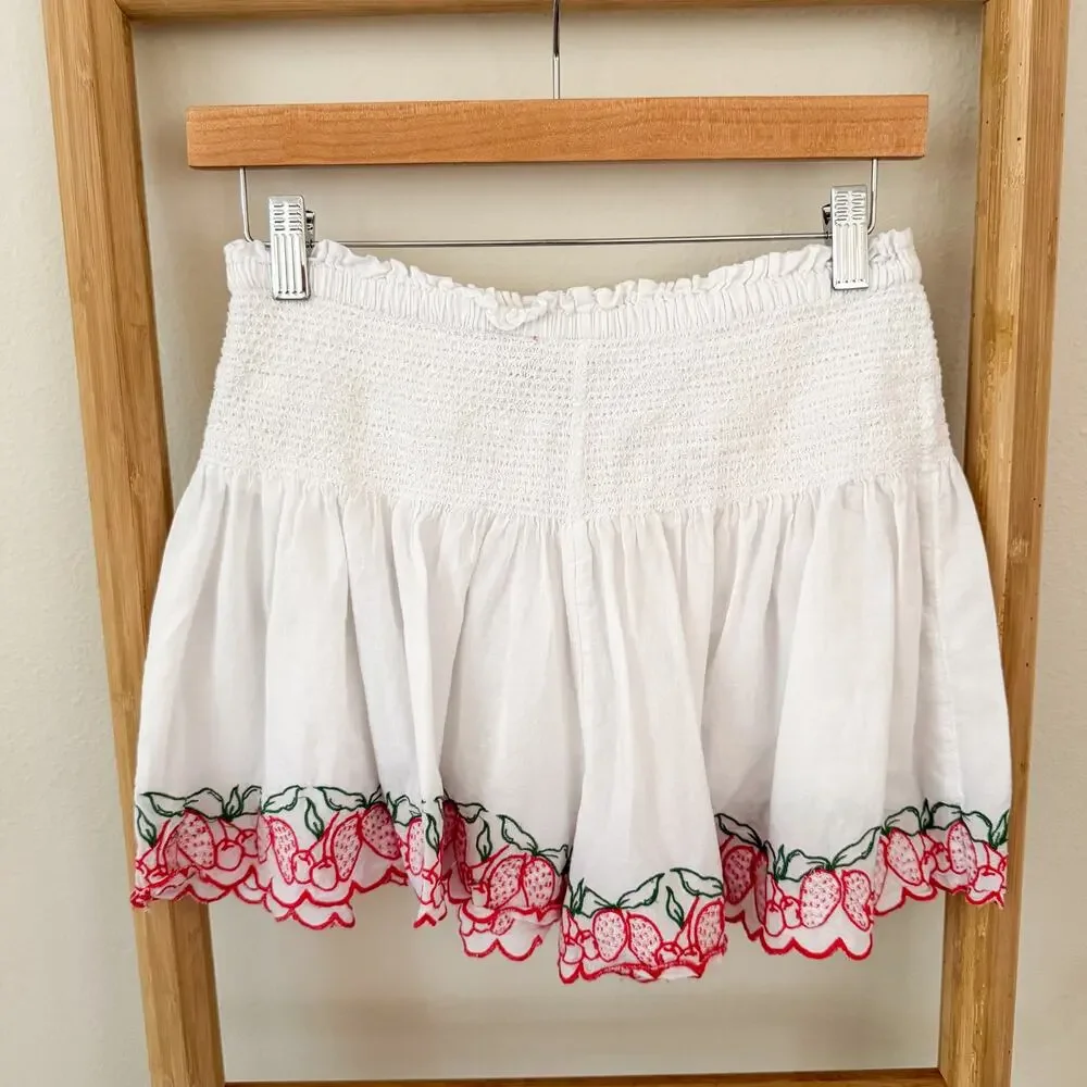 Joie Sleep Shorts Women’s Small White Strawberry Embroidered Smocked Cotton